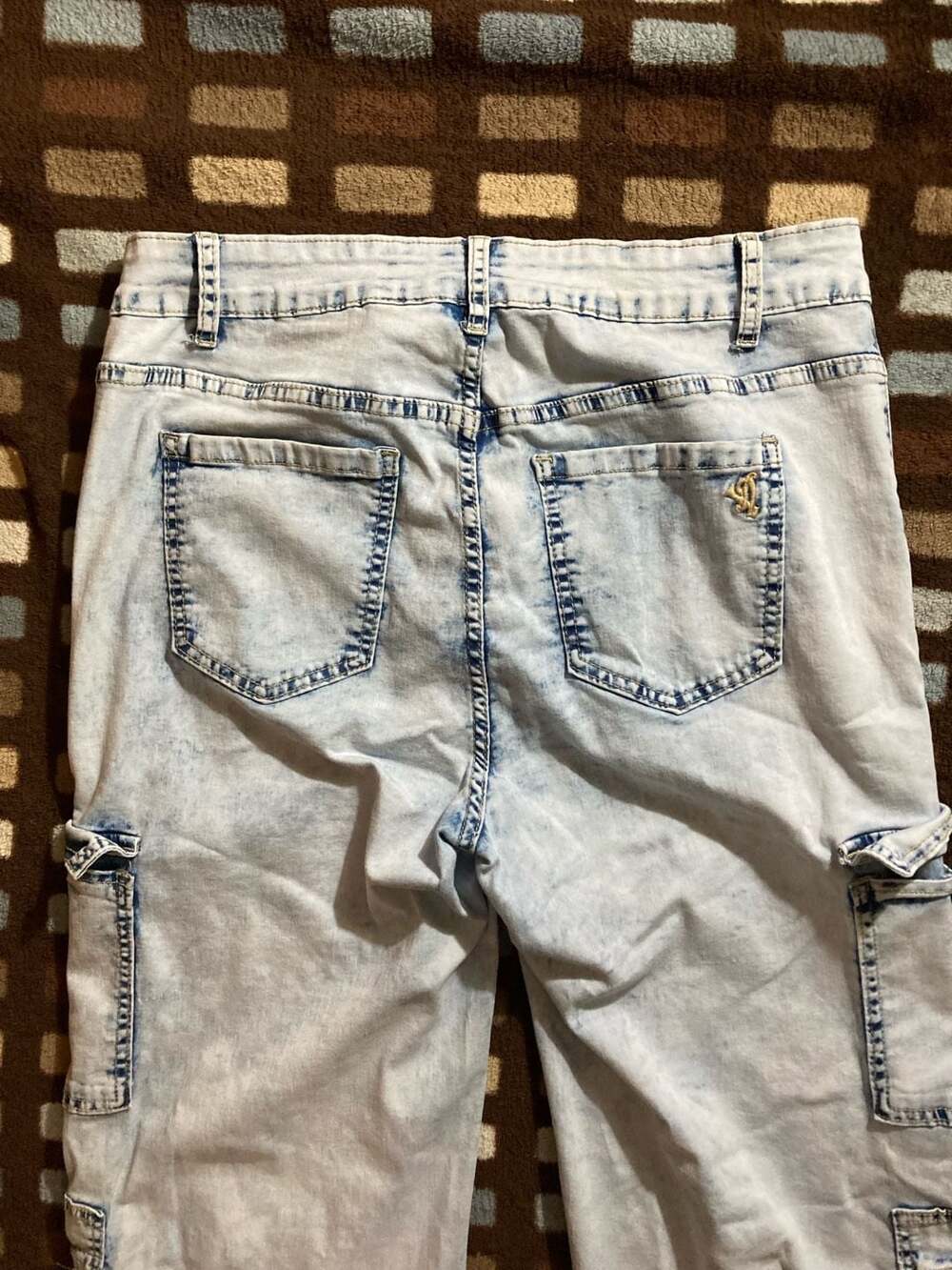 V.I.P. Jeans High Waisted Acid Wash Multi-Pocket Cargo Wide Leg Jeans - Picture 11 of 13